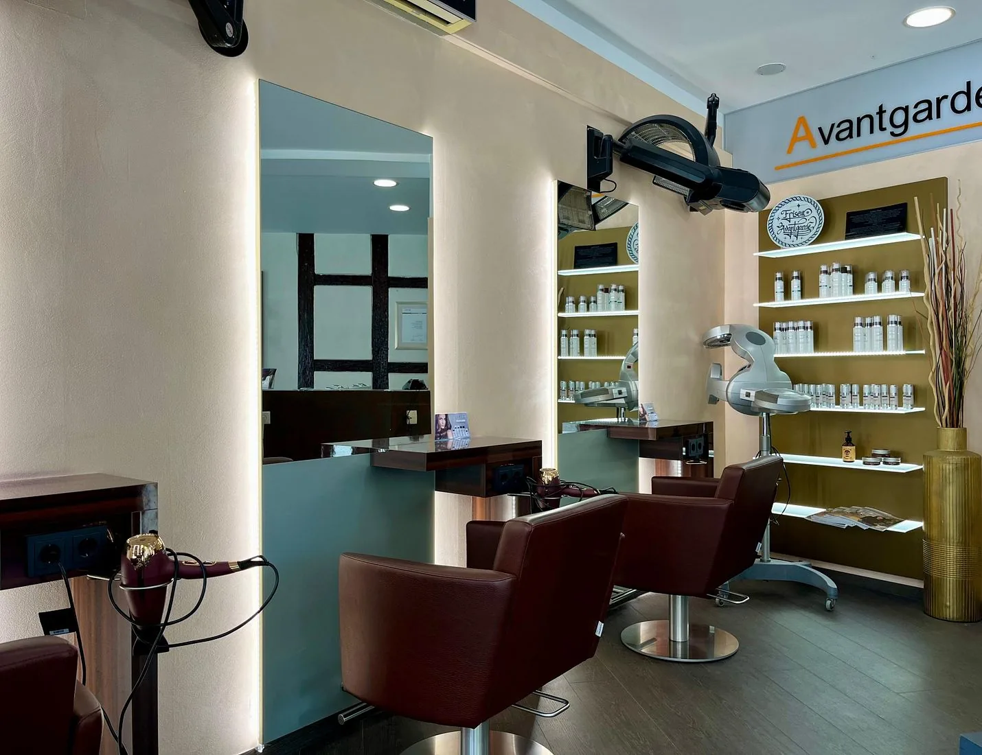 Frisurenarbeit 4 Friseur Avantgarde
